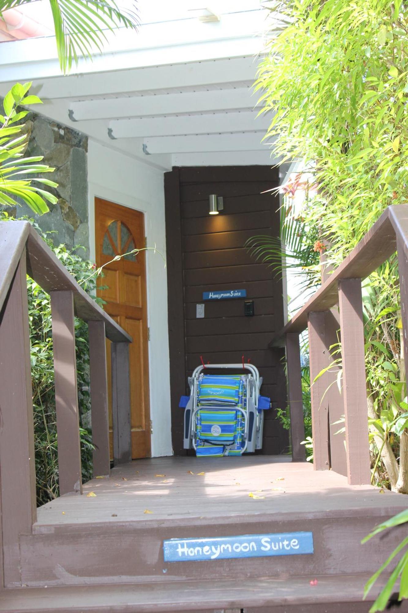 Beautiful Honeymoon Suite At Sunset Serenade Cruz Bay Esterno foto